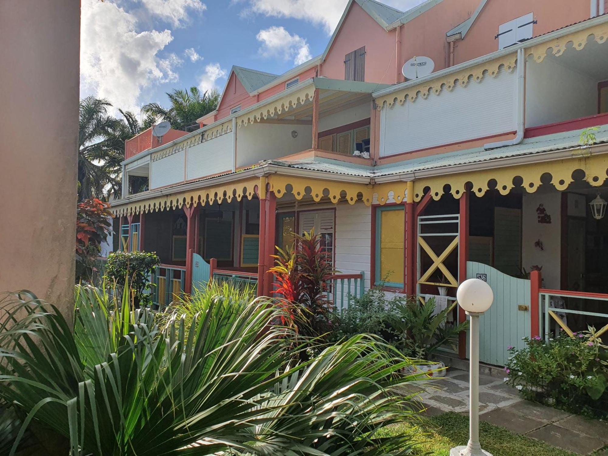 Douceur Du Sud Apartment Sainte-Anne Bilik gambar